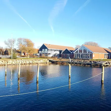 Bed & Breakfast Klintholm Marina Park Borre