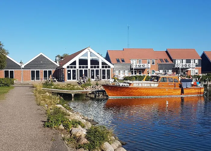 Klintholm Marina Park Frühstückspension *